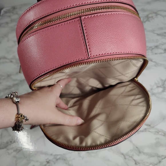 NWT Michael Kors Rhea Backpack In Rose - Picture 7 of 15